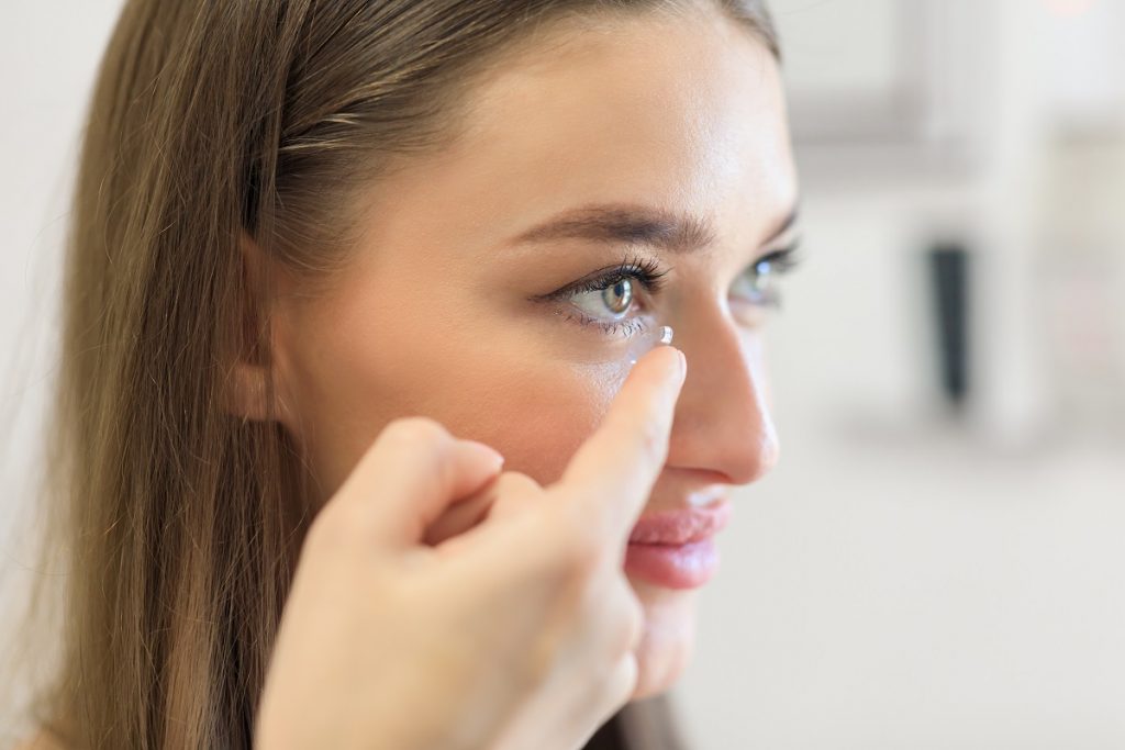 Solve-Your-Contact-Lens-Intolerance-by-Visiting-a-LASIK-Surgeon-in-Orange-County